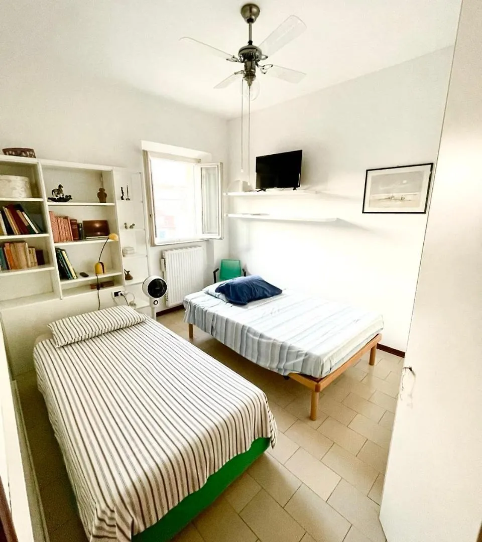 Casa Ave Villa Viareggio